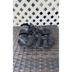 Vionic sandals Amber size 8